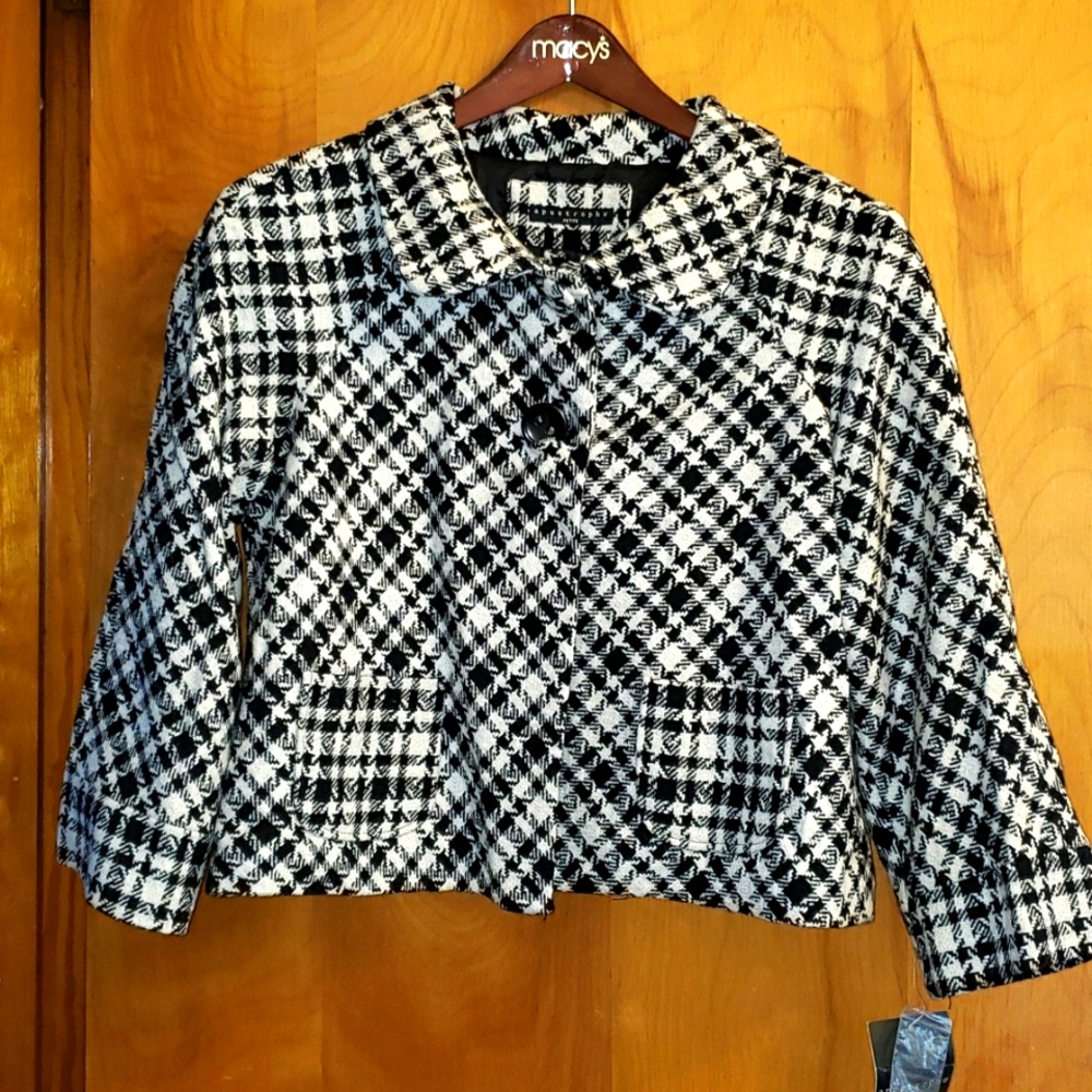 Wool crop swing jacket, lined plaid houndstooth